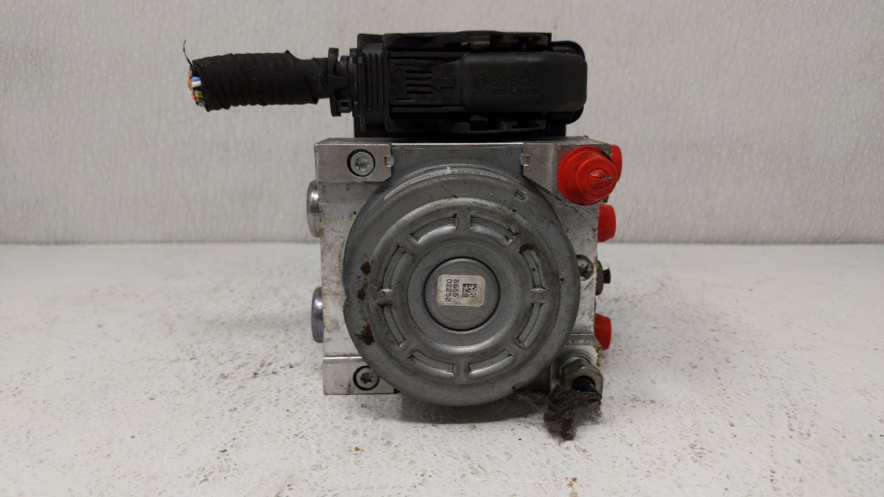 2016 Cadillac Xts ABS Pump Control Module Replacement P/N:23308257 Fits OEM Used Auto Parts - Oemusedautoparts1.com