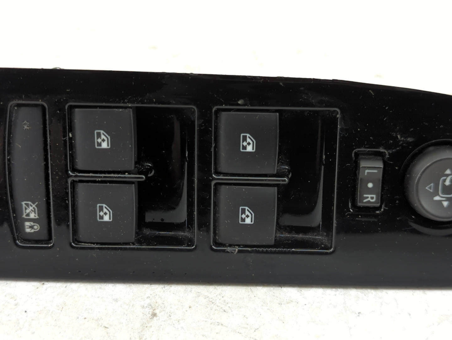 2015-2019 Cadillac Xts Master Power Window Switch Replacement Driver Side Left P/N:22993703 Fits OEM Used Auto Parts - Oemus