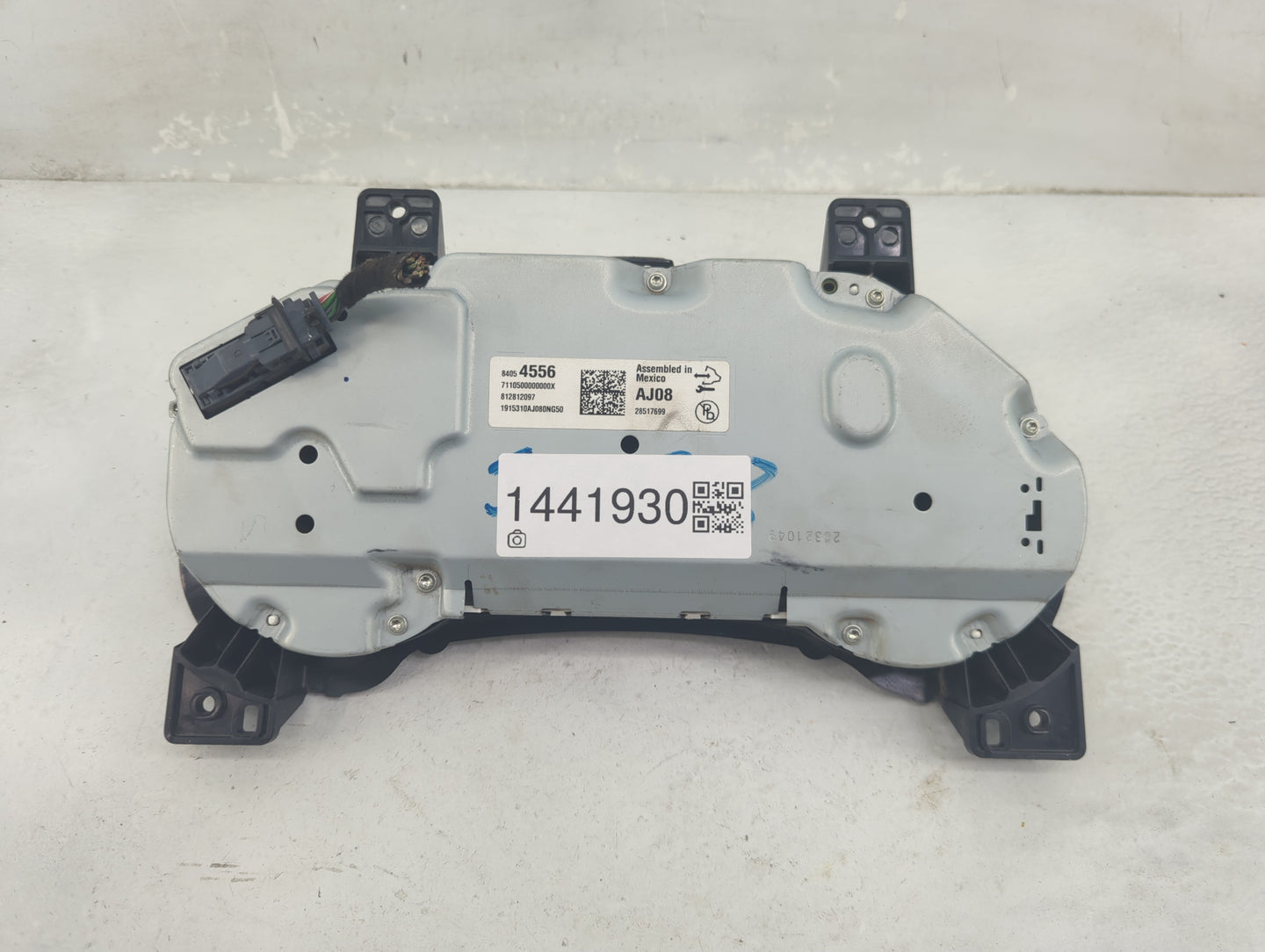 2016 Cadillac Xts Instrument Cluster Speedometer Gauges P/N:84054556 1915310AJ080NG50, 28517699 Fits OEM Used Auto Parts - O