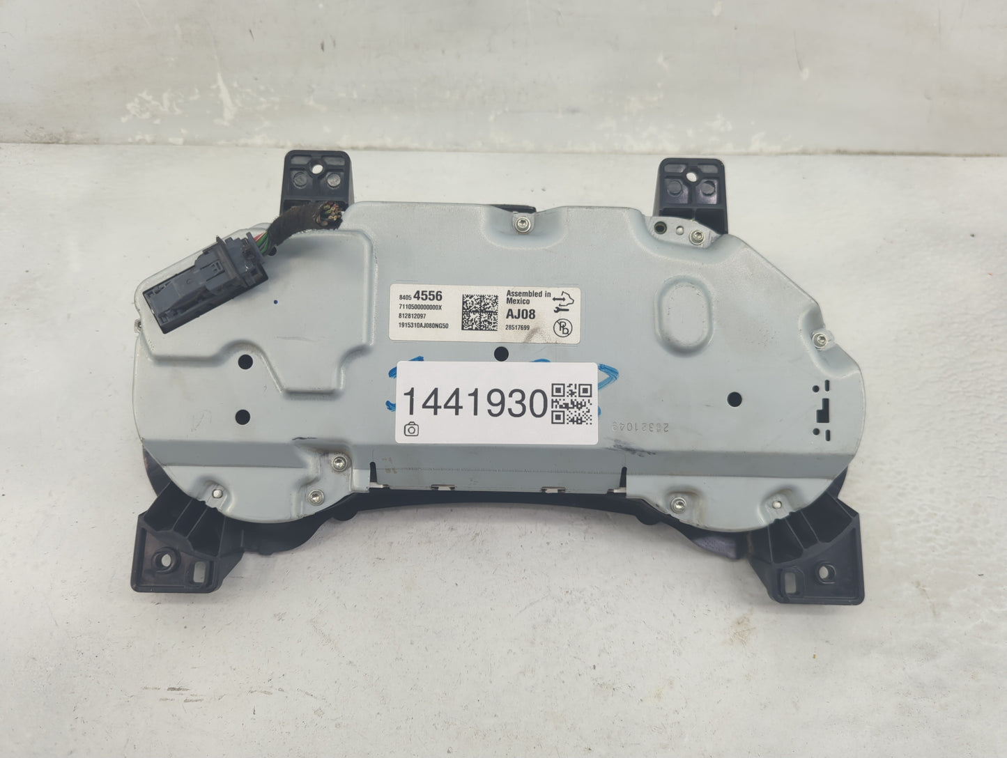 2016 Cadillac Xts Instrument Cluster Speedometer Gauges P/N:84054556 1915310AJ080NG50, 28517699 Fits OEM Used Auto Parts - O