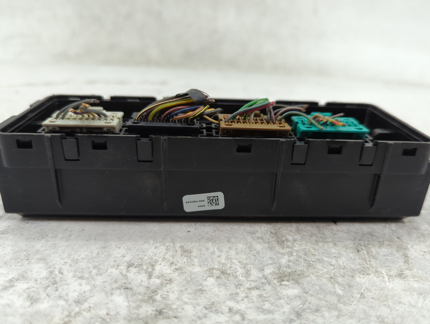 2016-2016 Cadillac Xts Body Control Module Bcm Inner Cabin Fuse Box - Oemusedautoparts1.com