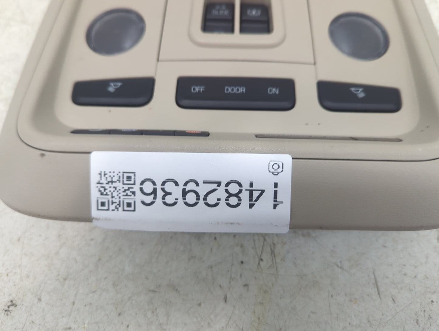 2015-2016 Cadillac Xts Overhead Console W/rear Climate Control Tan - Oemusedautoparts1.com