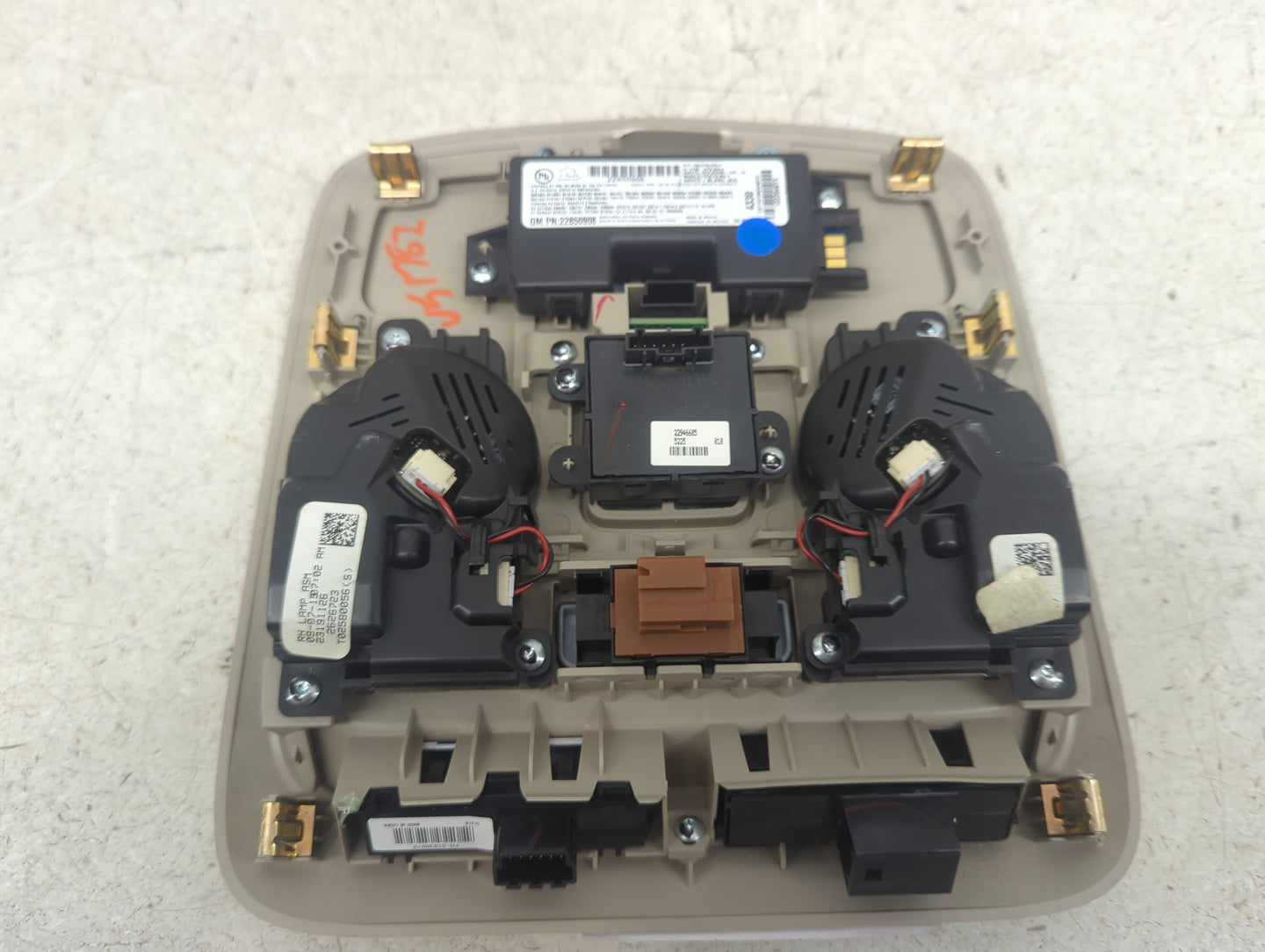 2015-2016 Cadillac Xts Overhead Console W/rear Climate Control Tan - Oemusedautoparts1.com