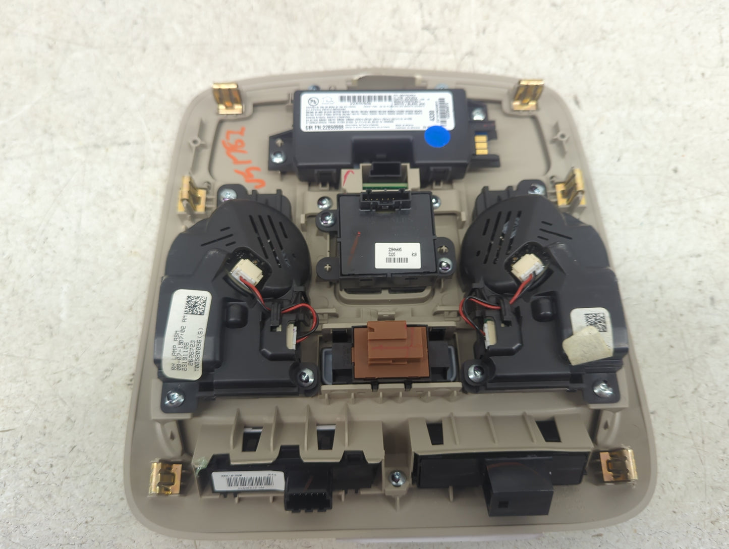 2015-2016 Cadillac Xts Overhead Console W/rear Climate Control Tan - Oemusedautoparts1.com
