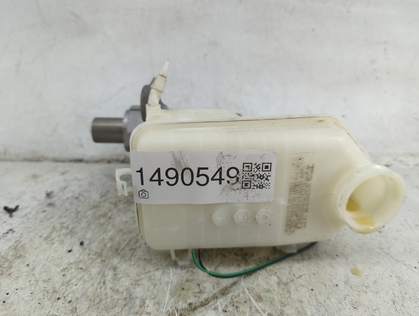 2014-2019 Cadillac Xts Brake Master Cylinder - Oemusedautoparts1.com