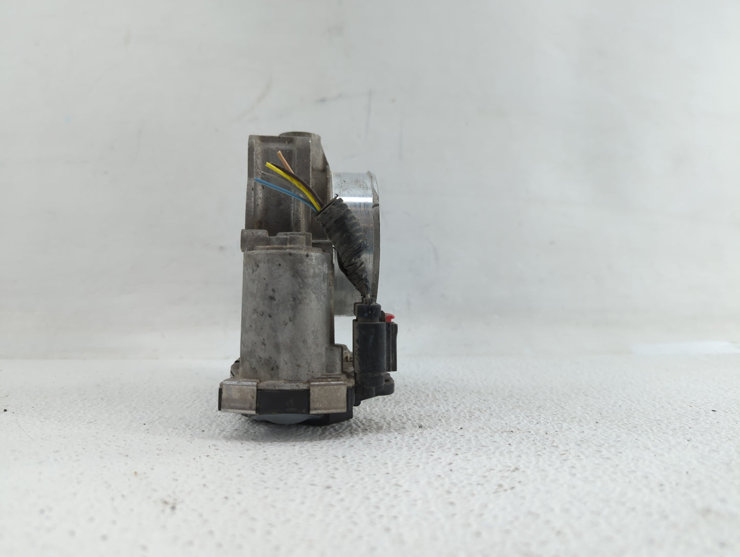 2013-2019 Cadillac Xts Throttle Body P/N:12670981AA 12632172BA Fits Fits 2012 2013 2014 2015 2016 2017 2018 2019 OEM Used Au