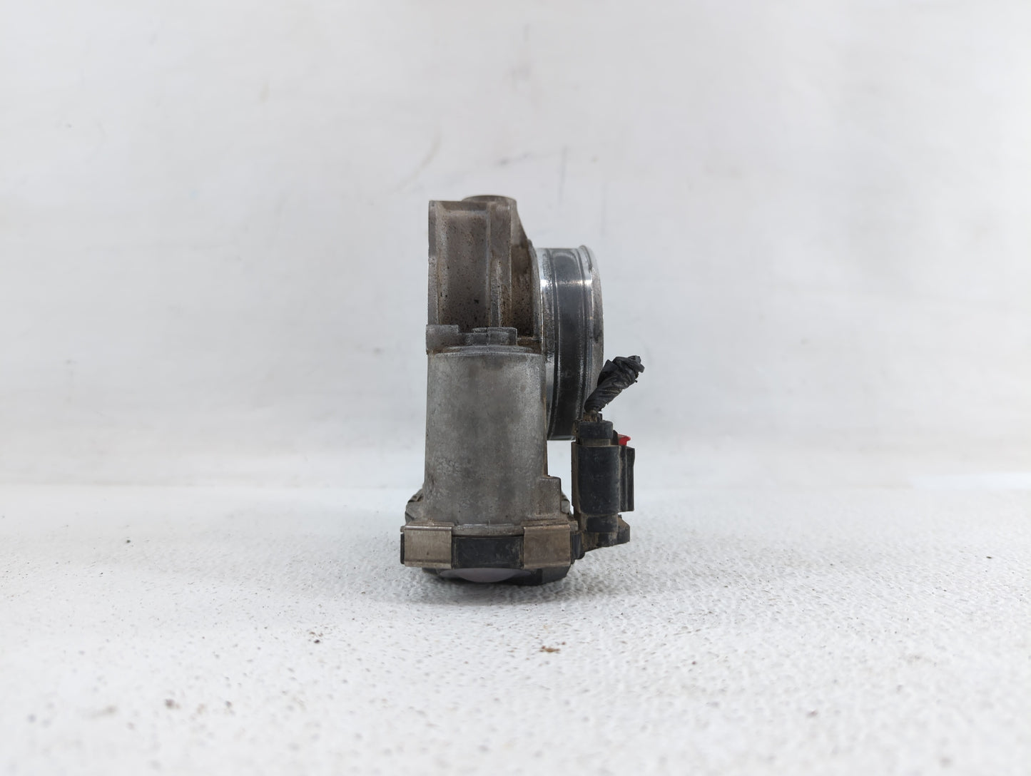 2013-2019 Cadillac Xts Throttle Body P/N:12670981AA 12632172BA Fits Fits 2012 2013 2014 2015 2016 2017 2018 2019 OEM Used Au