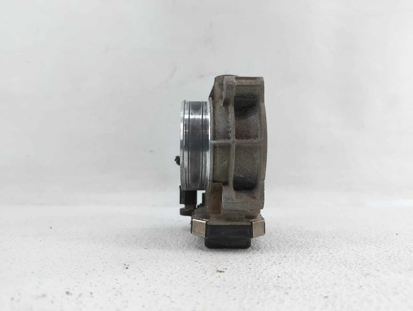 2013-2019 Cadillac Xts Throttle Body P/N:12670981AA 12632172BA Fits Fits 2012 2013 2014 2015 2016 2017 2018 2019 OEM Used Au