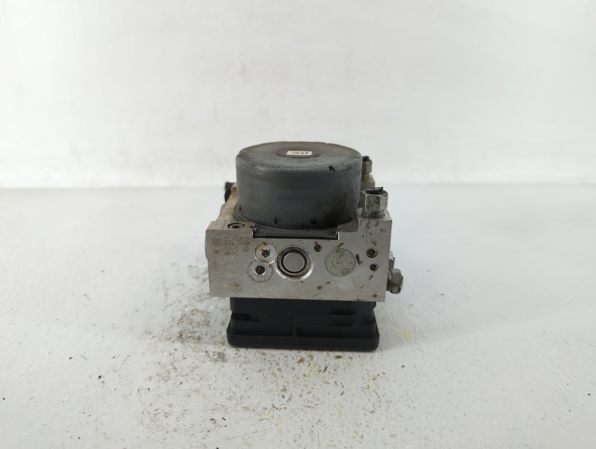 2016 Cadillac Xts Anti-Lock Brake ABS Pump Module Actuator OEM P/N:22932478 23308257 Fits OEM Used Auto Parts - Oemusedautop