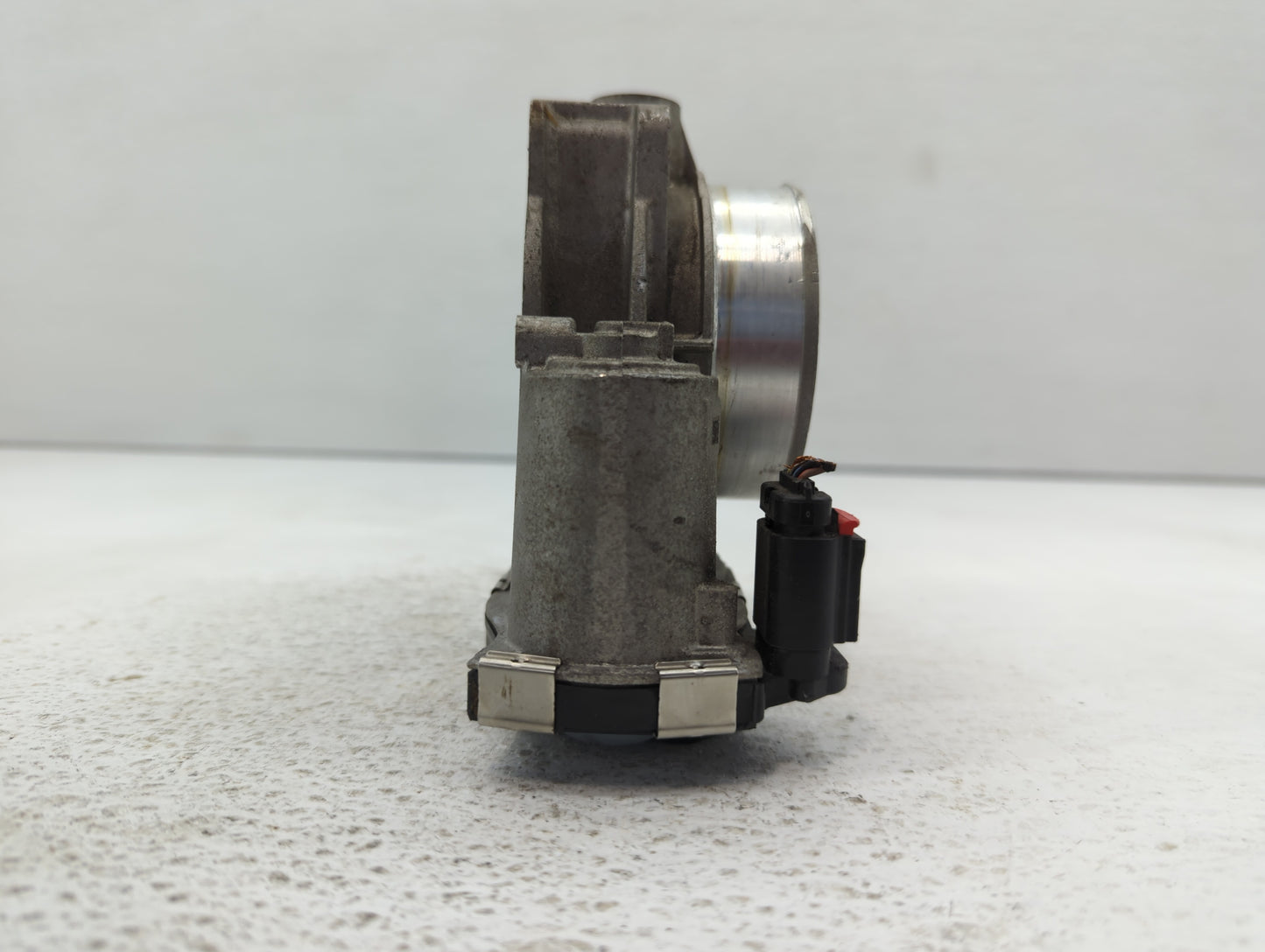 2013-2019 Cadillac Xts Throttle Body P/N:12632172BA Fits Fits 2012 2013 2014 2015 2016 2017 2018 2019 2020 2021 2022 OEM Use