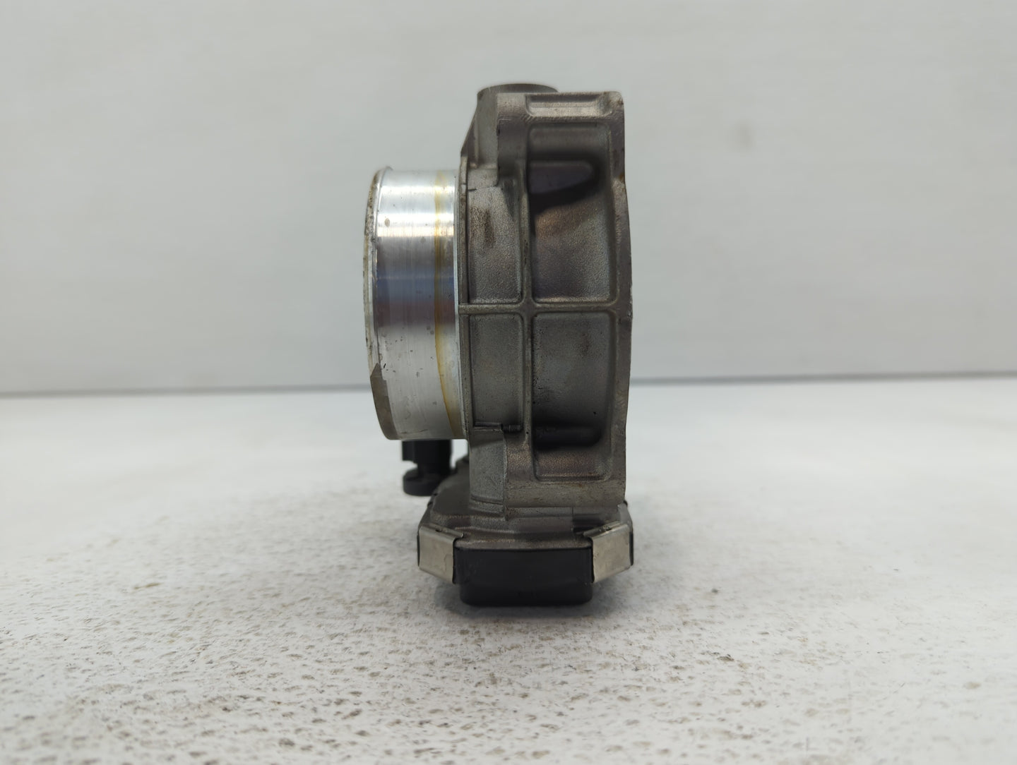 2013-2019 Cadillac Xts Throttle Body P/N:12632172BA Fits Fits 2012 2013 2014 2015 2016 2017 2018 2019 2020 2021 2022 OEM Use