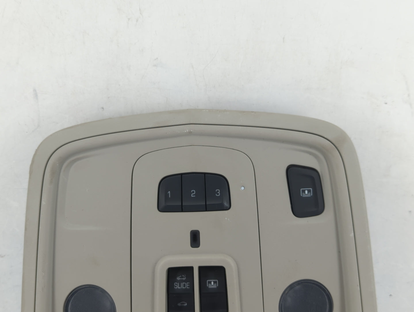 2015-2016 Cadillac Xts Center Floor Console P/N:22850908 Fits Fits 2015 2016 OEM Used Auto Parts - Oemusedautoparts1.com