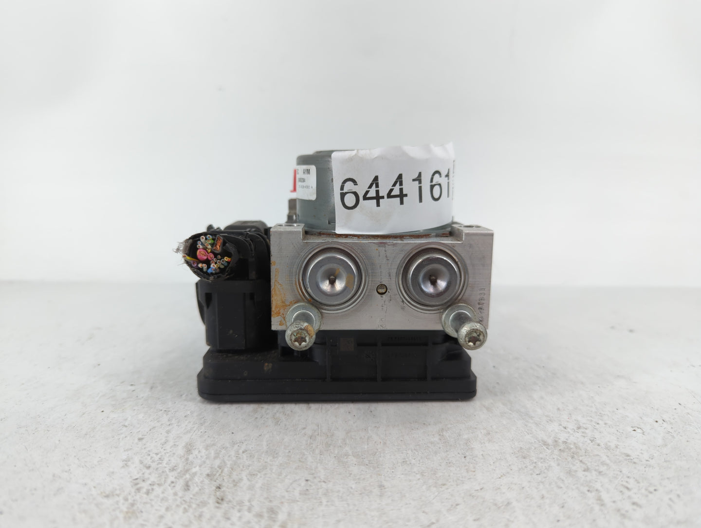 2016 Cadillac Xts ABS Pump Control Module Replacement P/N:22932478 23308257 Fits OEM Used Auto Parts - Oemusedautoparts1.com