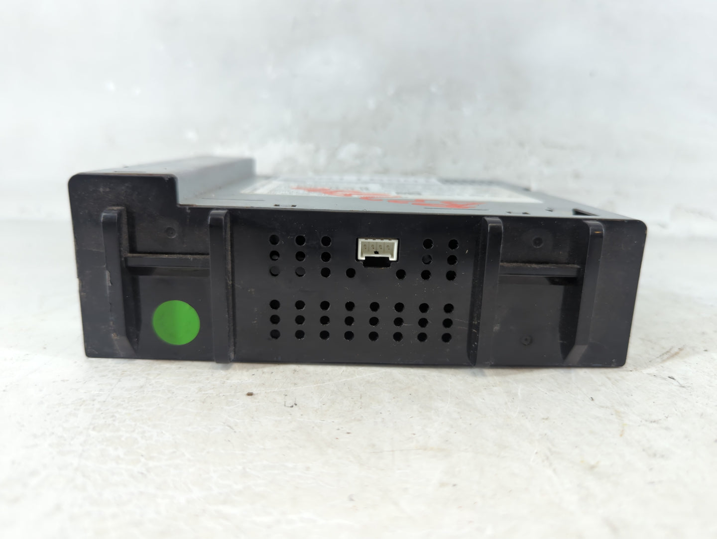 2016 Chevrolet Camaro Radio AM FM Cd Player Receiver Replacement P/N:42473829 Fits Fits 2017 OEM Used Auto Parts - Oemusedau