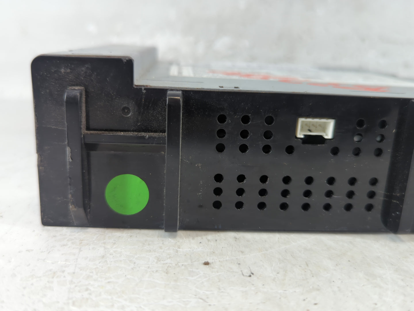 2016 Chevrolet Camaro Radio AM FM Cd Player Receiver Replacement P/N:42473829 Fits Fits 2017 OEM Used Auto Parts - Oemusedau