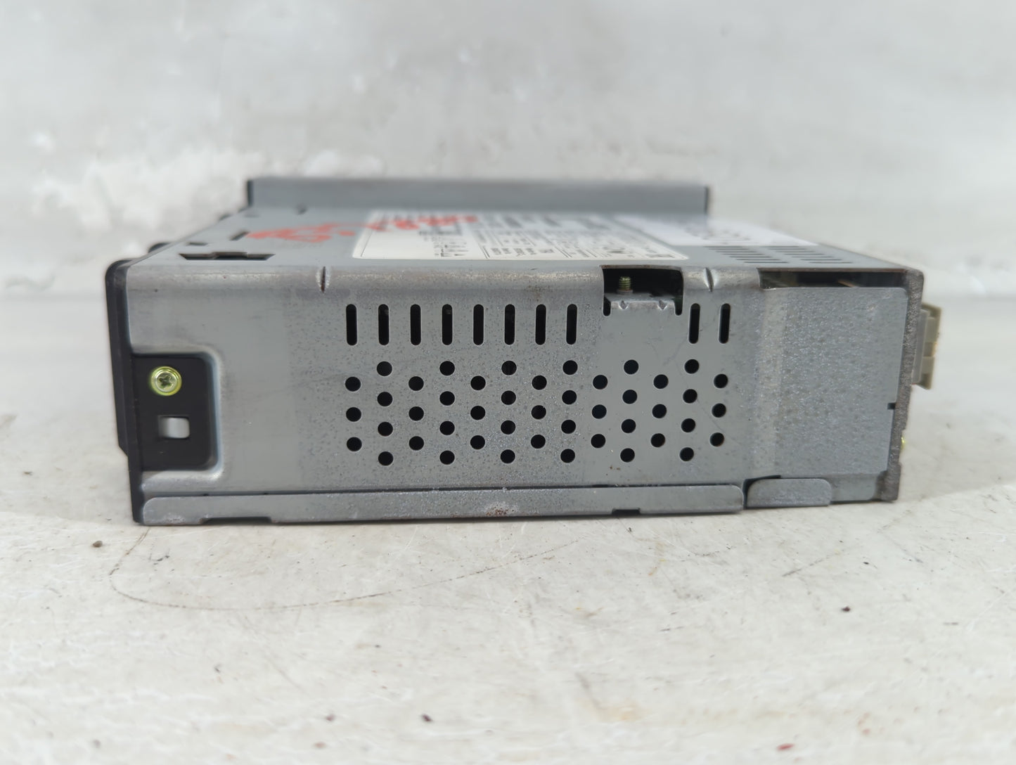 2016 Chevrolet Camaro Radio AM FM Cd Player Receiver Replacement P/N:42473829 Fits Fits 2017 OEM Used Auto Parts - Oemusedau