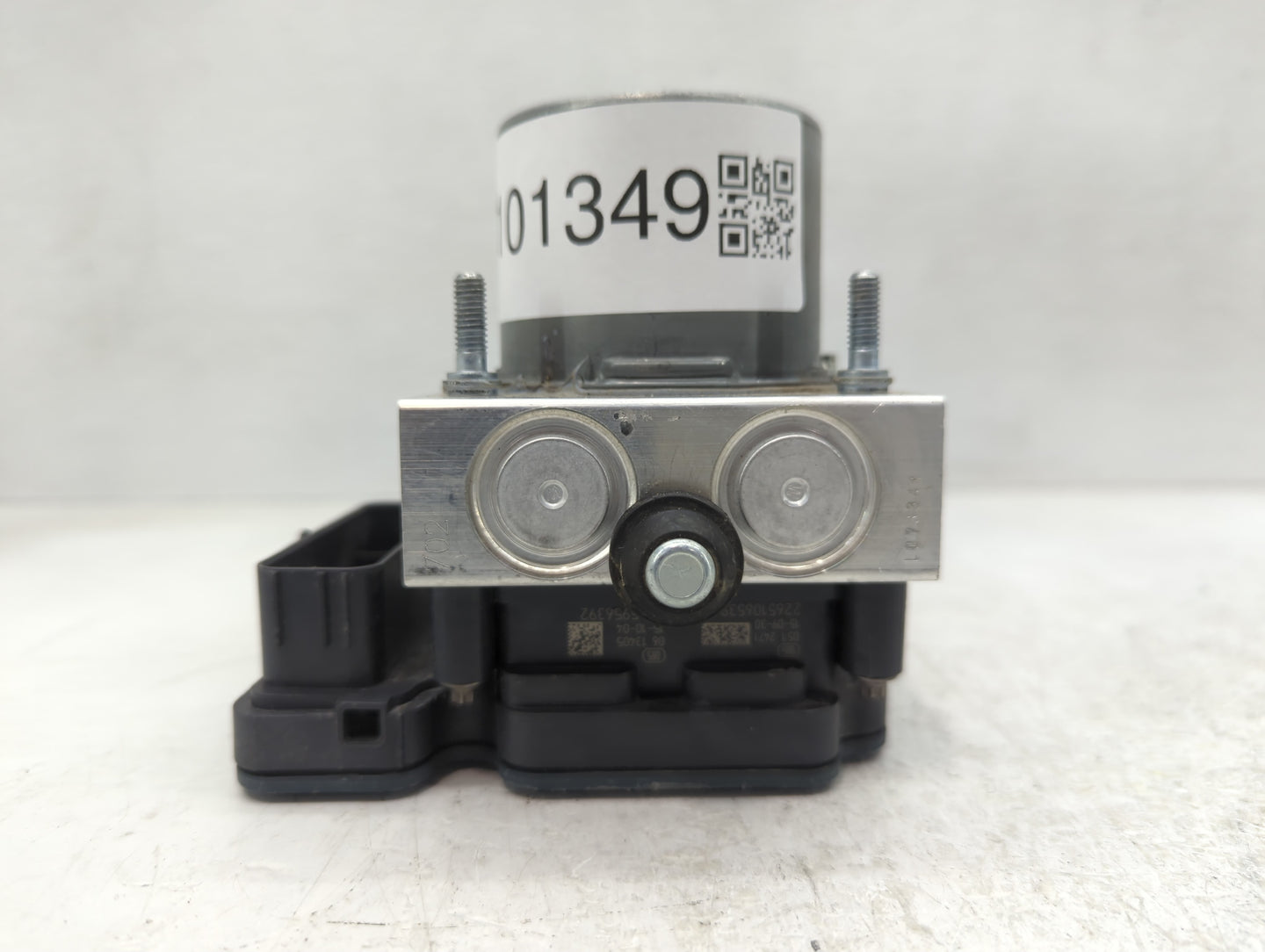 2016 Chevrolet Camaro ABS Pump Control Module Replacement P/N:23414640 Fits OEM Used Auto Parts - Oemusedautoparts1.com