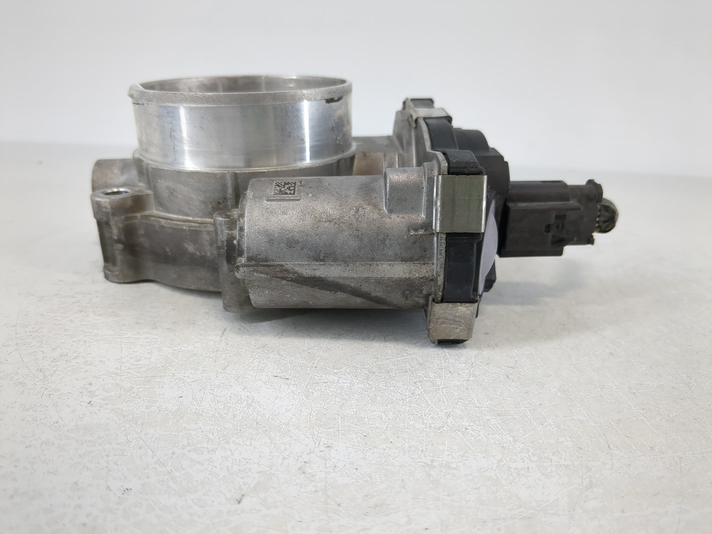2016-2021 Chevrolet Camaro Throttle Body P/N:12648114 Fits Fits 2016 2017 2018 2019 2020 2021 2022 OEM Used Auto Parts - Oem