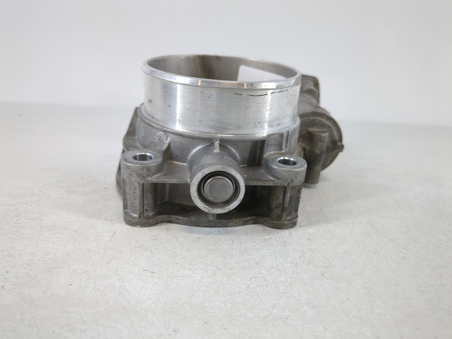 2016-2021 Chevrolet Camaro Throttle Body P/N:12648114 Fits Fits 2016 2017 2018 2019 2020 2021 2022 OEM Used Auto Parts - Oem