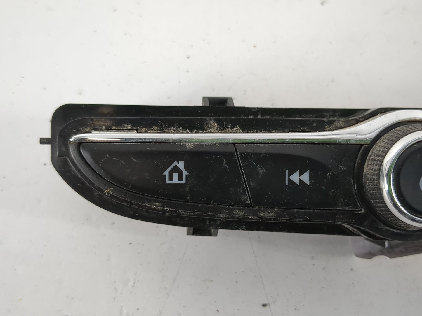 Chevrolet Camaro Radio Control Panel - Oemusedautoparts1.com