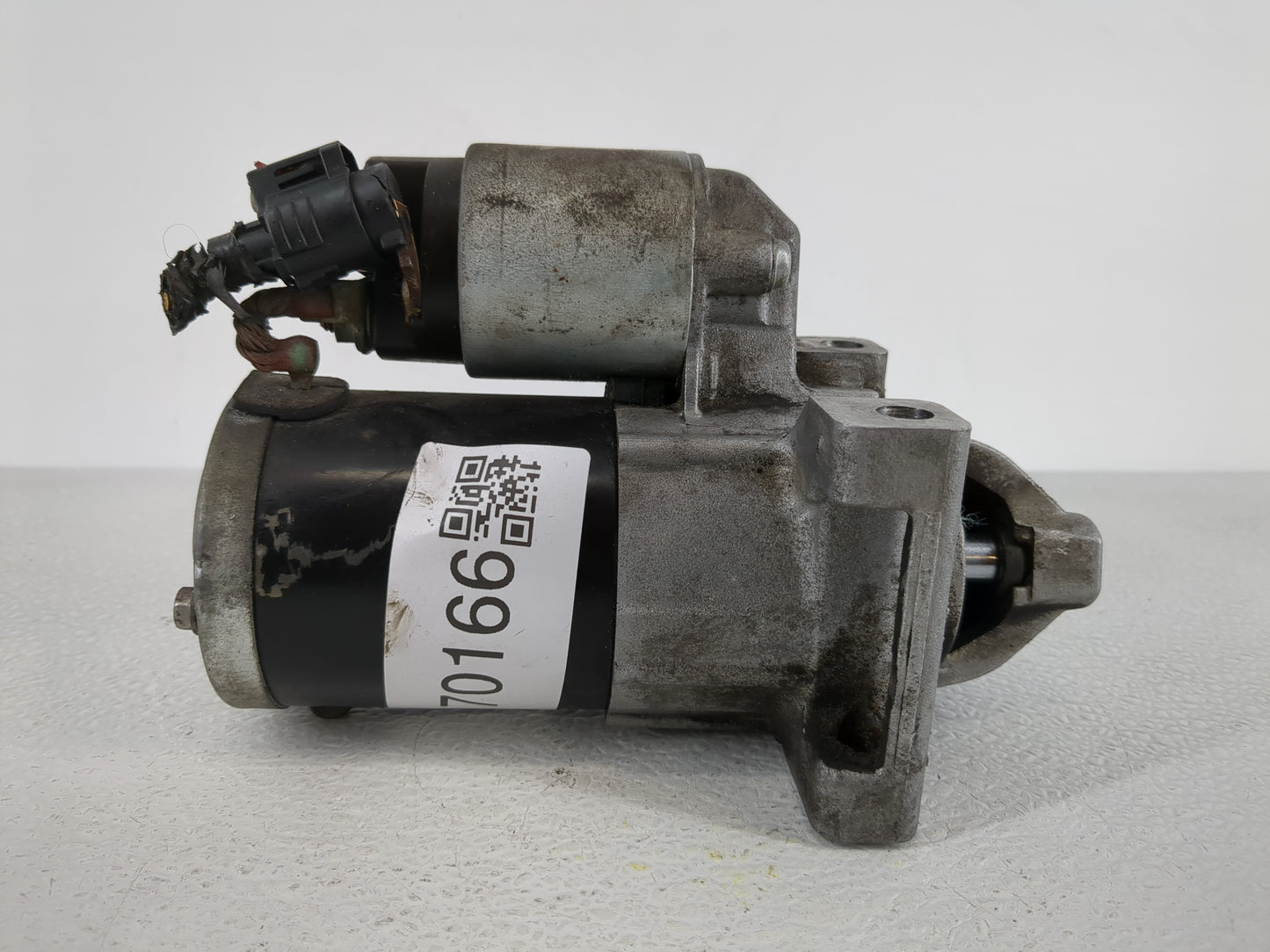 2016-2021 Chevrolet Camaro Car Starter Motor Solenoid OEM P/N:12652772 Fits Fits 2016 2017 2018 2019 2020 2021 2022 OEM Used