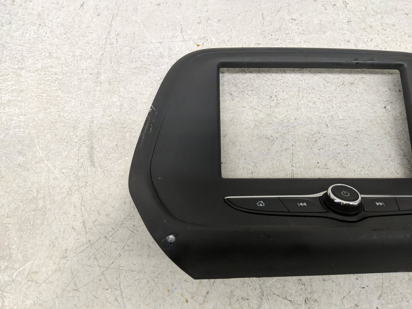 Chevrolet Camaro Radio Control Panel - Oemusedautoparts1.com