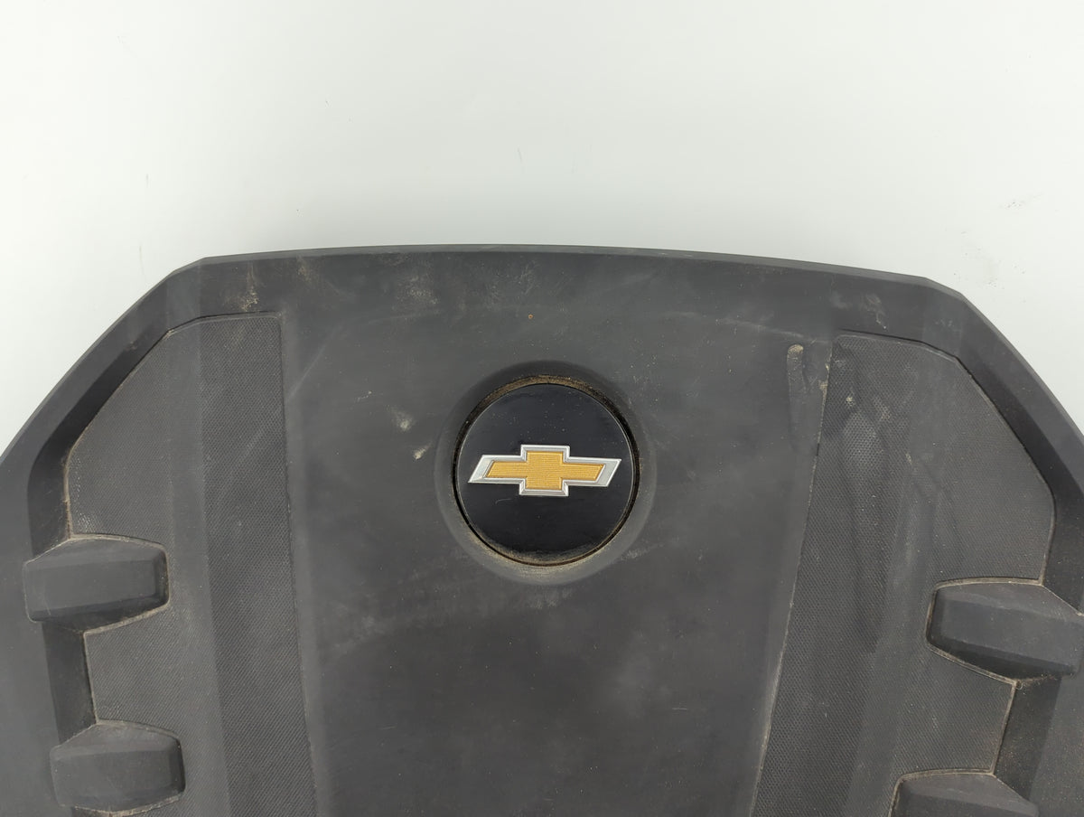 2016 Chevrolet Camaro Engine Cover - Oemusedautoparts1.com