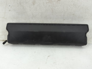 2016-2021 Chevrolet Camaro Air Bag Passenger Right Knee OEM P/N:84029021 Fits Fits 2016 2017 2018 2019 2020 2021 OEM Used Au