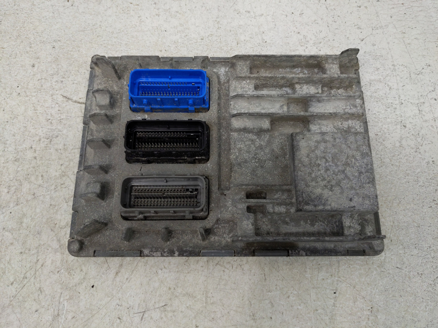 2016-2021 Chevrolet Camaro PCM Engine Control Computer ECU ECM PCU OEM P/N:12679023 Fits Fits 2016 2017 2018 2019 2020 2021 