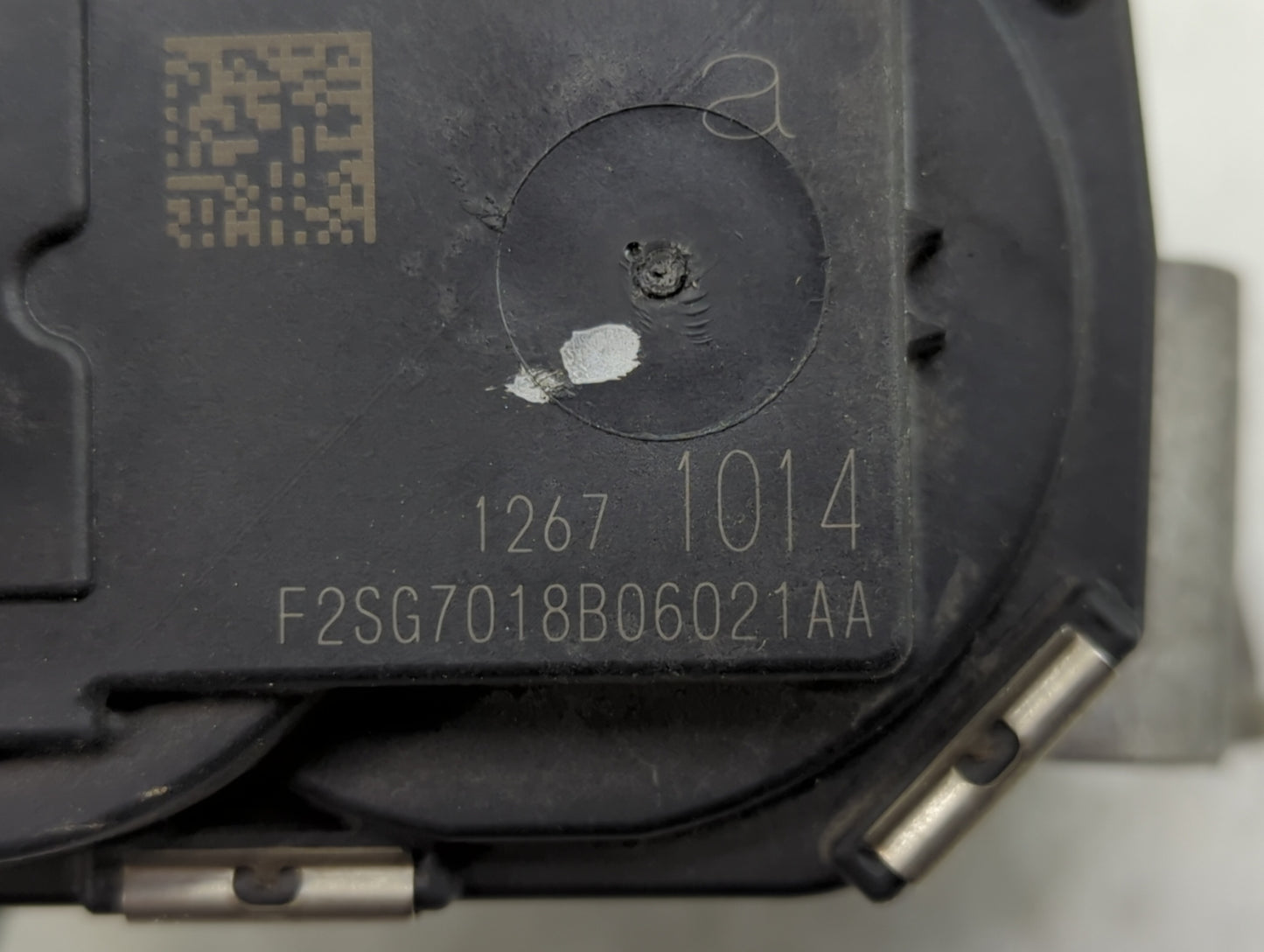2016-2021 Chevrolet Camaro Throttle Body P/N:1267 1014 Fits Fits 2014 2015 2016 2017 2018 2019 2020 2021 2022 OEM Used Auto 