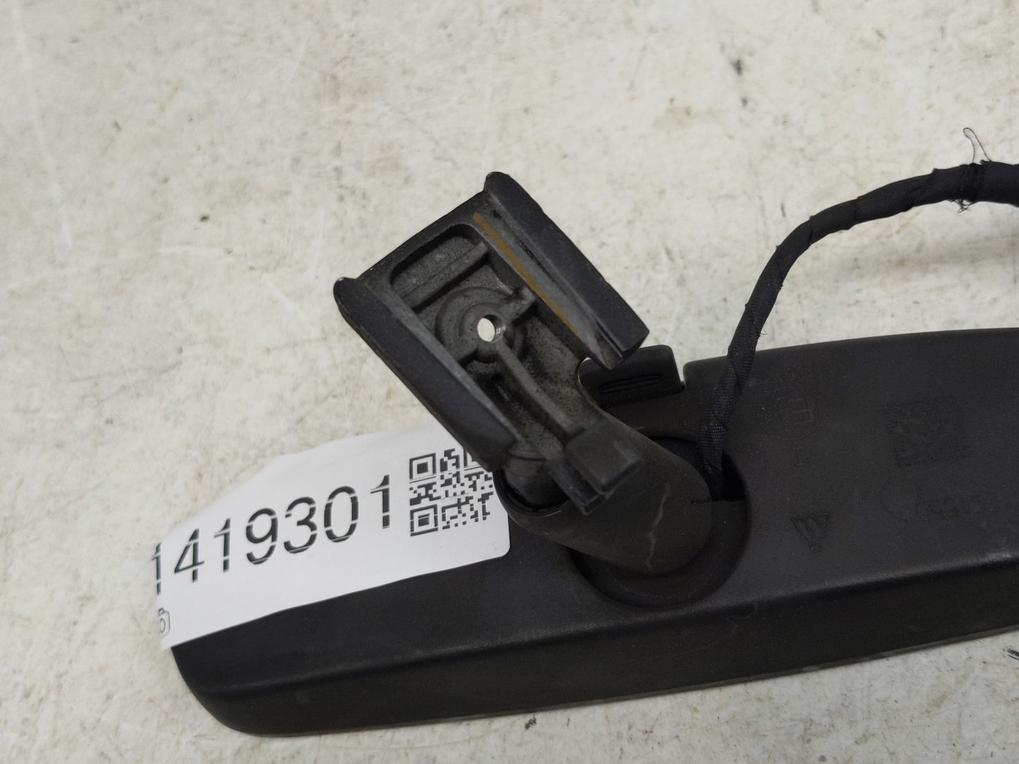 2016-2020 Chevrolet Camaro Interior Rear View Mirror Replacement OEM P/N:E11028007 Fits Fits 2014 2015 2016 2017 2018 2019 2