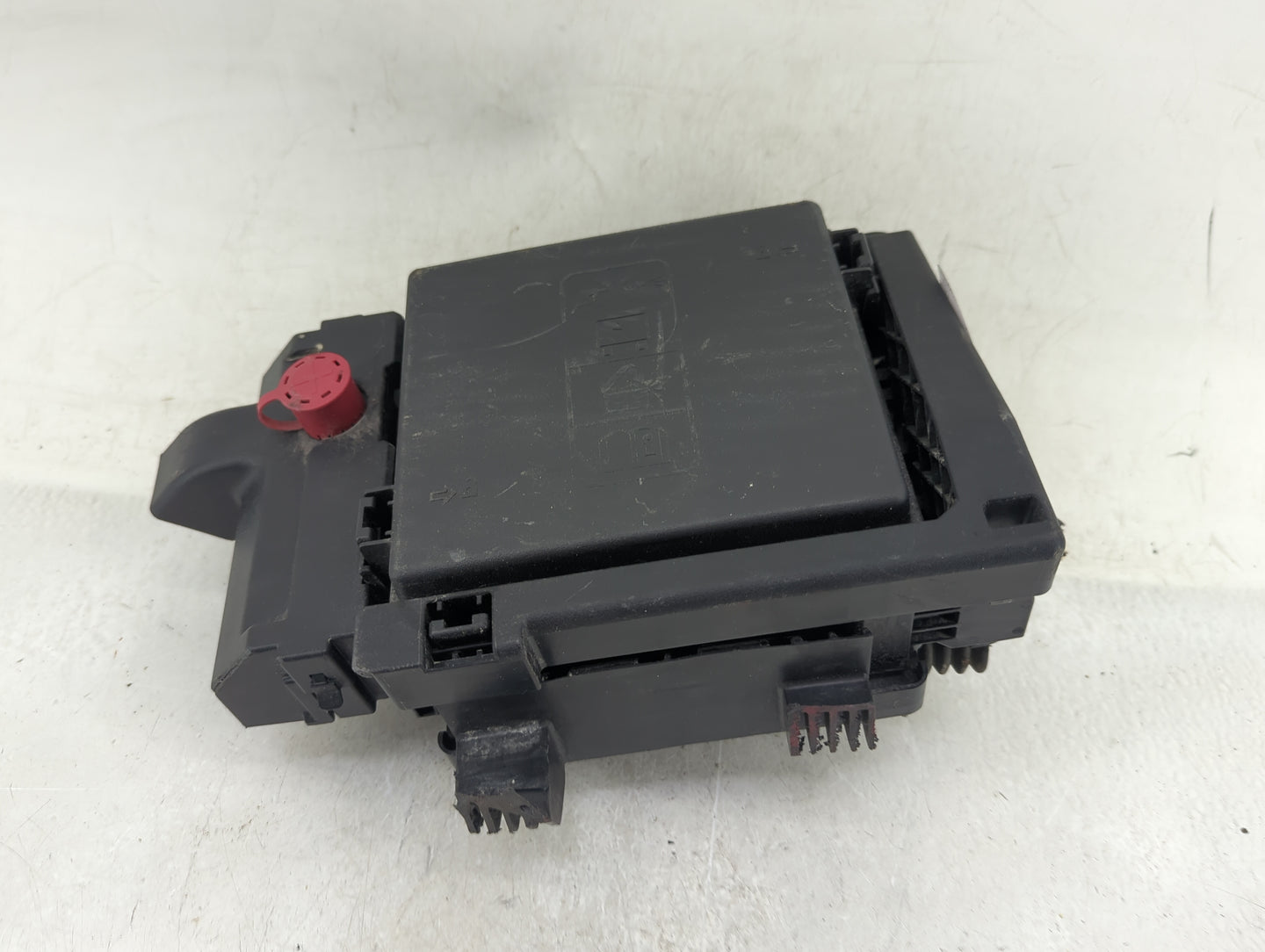 2016-2017 Chevrolet Camaro Fusebox Fuse Box Panel Relay Module Fits Fits 2016 2017 OEM Used Auto Parts - Oemusedautoparts1.c