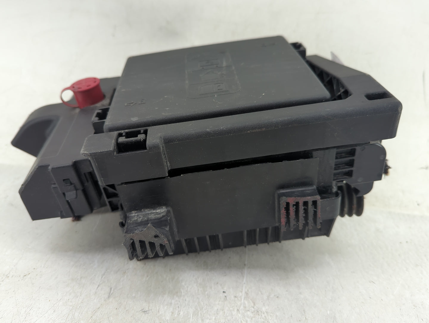 2016-2017 Chevrolet Camaro Fusebox Fuse Box Panel Relay Module Fits Fits 2016 2017 OEM Used Auto Parts - Oemusedautoparts1.c