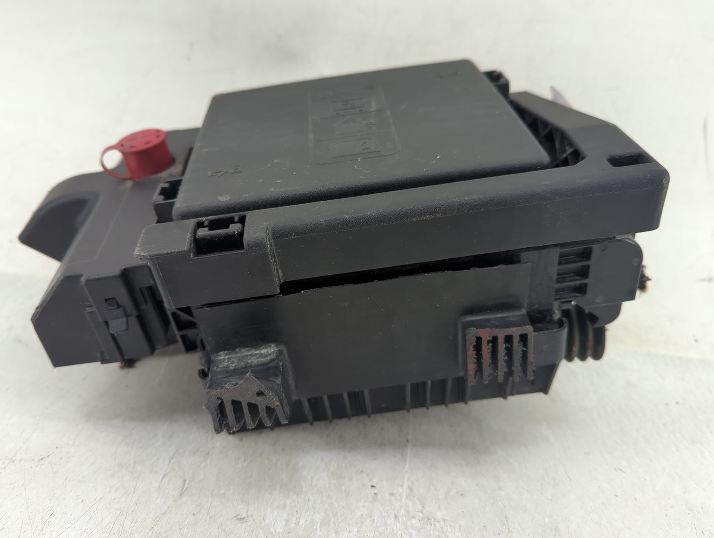 2016-2017 Chevrolet Camaro Fusebox Fuse Box Panel Relay Module Fits Fits 2016 2017 OEM Used Auto Parts - Oemusedautoparts1.c