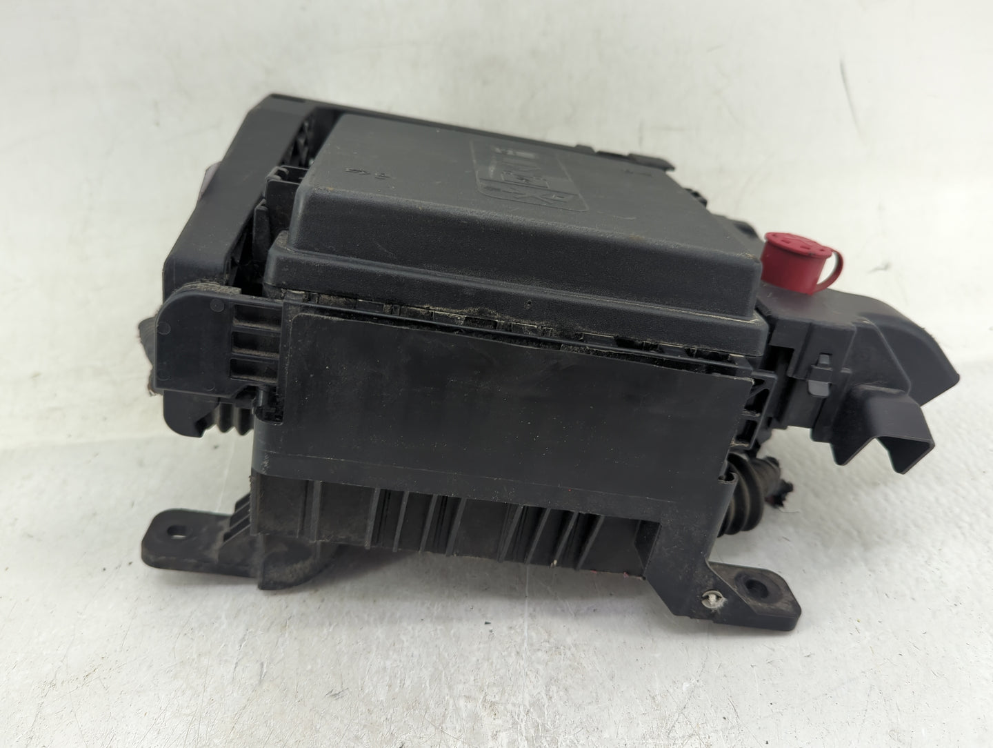 2016-2017 Chevrolet Camaro Fusebox Fuse Box Panel Relay Module Fits Fits 2016 2017 OEM Used Auto Parts - Oemusedautoparts1.c