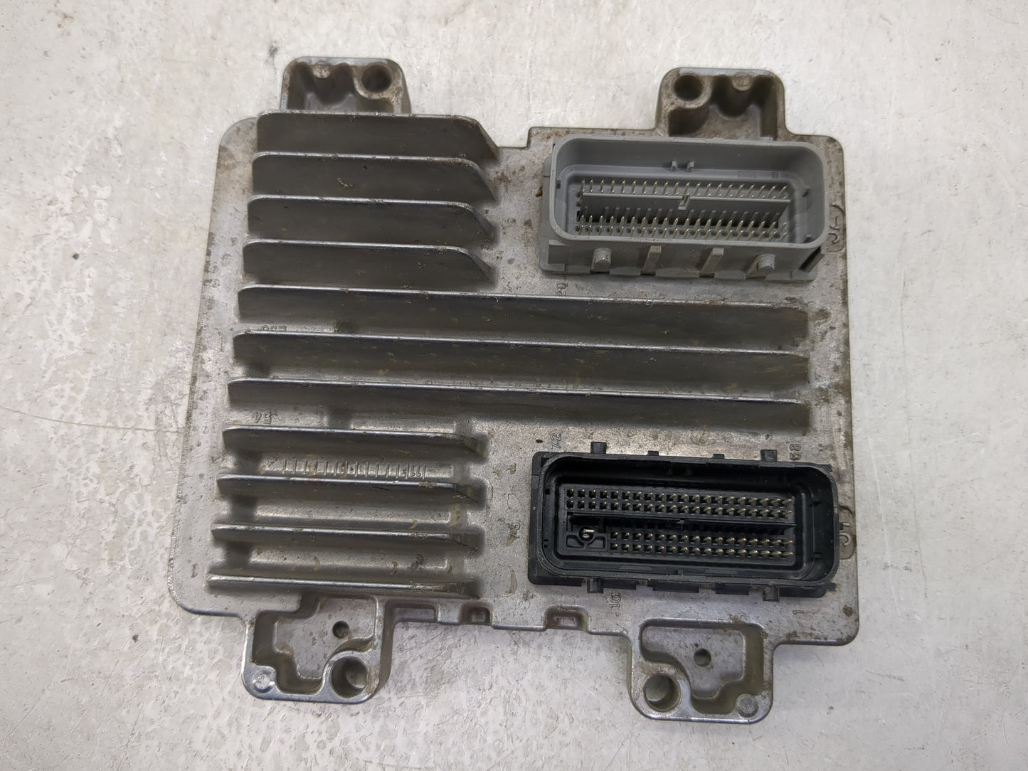 2016 Chevrolet Camaro PCM Engine Control Computer ECU ECM PCU OEM P/N:12653251 Fits Fits 2014 2015 OEM Used Auto Parts - Oem