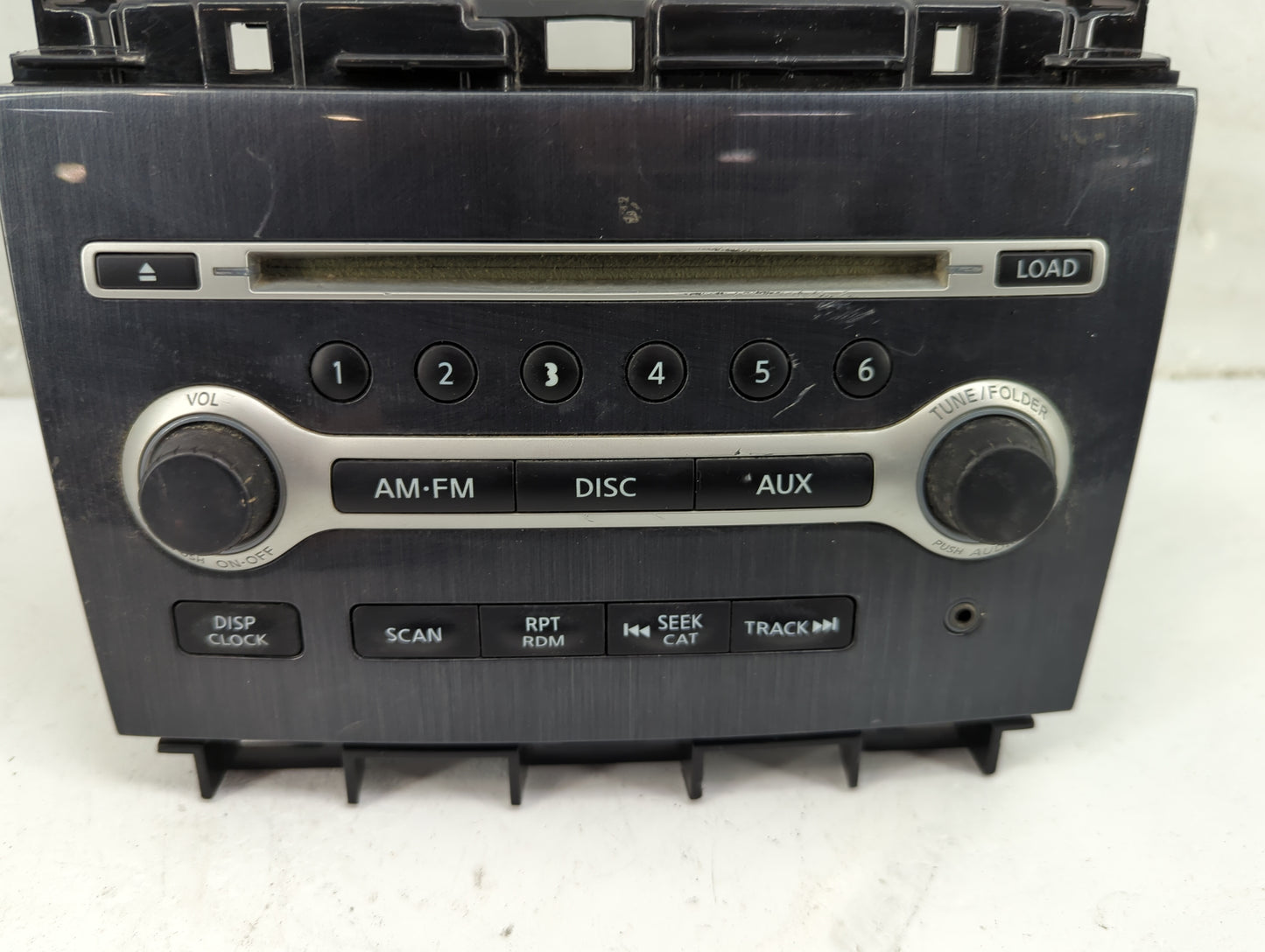2016 Chevrolet Camaro Radio AM FM Cd Player Receiver Replacement P/N:28185 9DA0A Fits Fits 2018 OEM Used Auto Parts - Oemuse