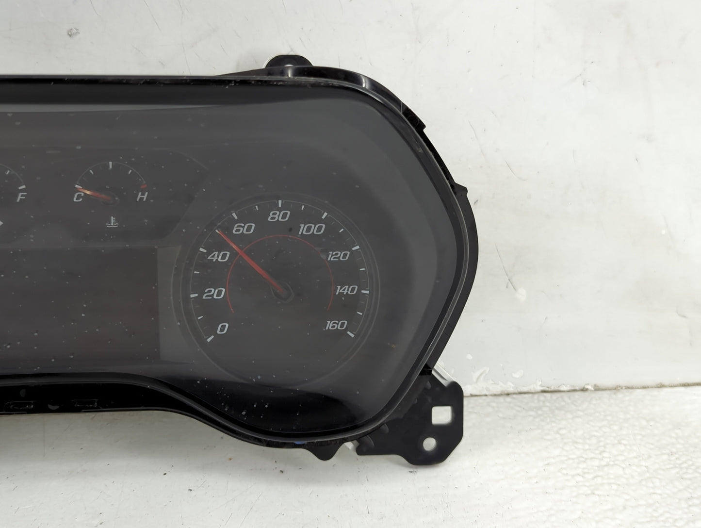2016 Chevrolet Camaro Instrument Cluster Speedometer Gauges P/N:84025439 GM-0048-003-MR-CC0C Miles:157K Fits OEM Used Auto P