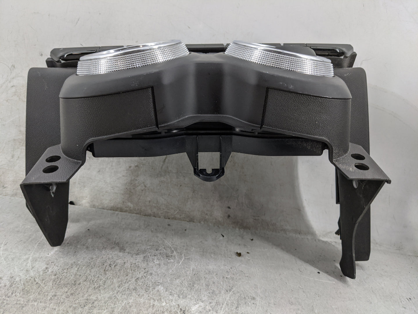 2016-2017 Chevrolet Camaro Climate Control Module Temperature AC/Heater Replacement P/N:84015994 7370200000000X Fits OEM Use