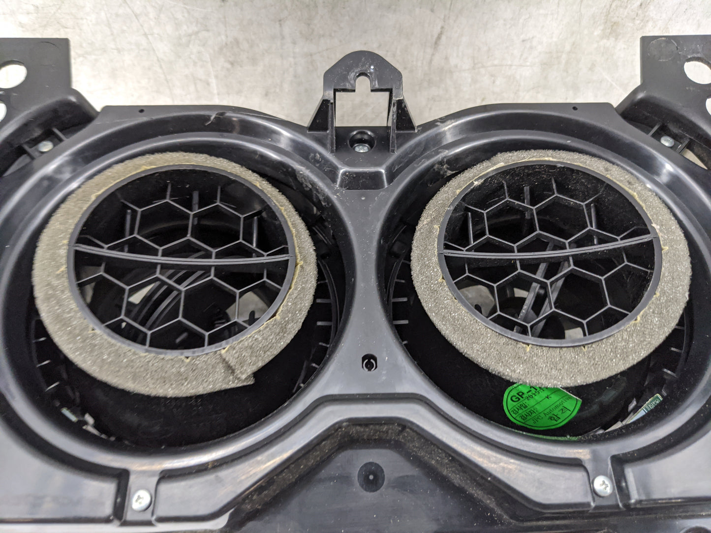 2016-2017 Chevrolet Camaro Climate Control Module Temperature AC/Heater Replacement P/N:84015994 7370200000000X Fits OEM Use