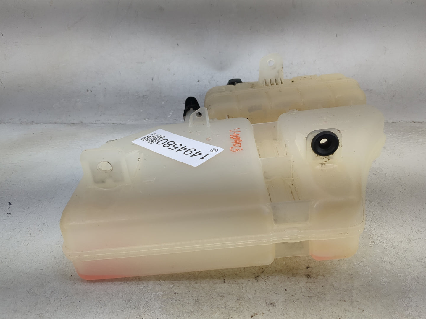 2016 Chevrolet Camaro Radiator Coolant Overflow Expansion Tank Bottle 1494580 - Oemusedautoparts1.com