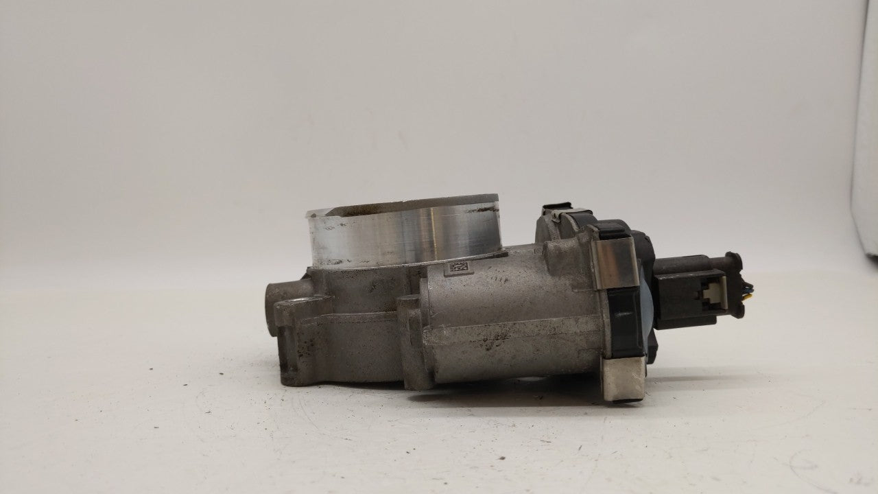 2016-2019 Chevrolet Camaro Throttle Body P/N:12648414 12671014 Fits Fits 2016 2017 2018 2019 OEM Used Auto Parts - Oemusedau