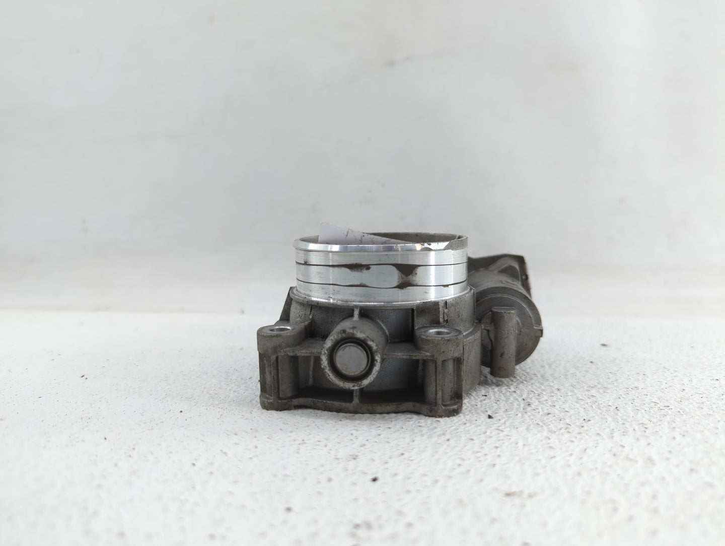 2016-2019 Chevrolet Camaro Throttle Body P/N:12671014 12648414, 1267 1014 Fits Fits 2016 2017 2018 2019 OEM Used Auto Parts 