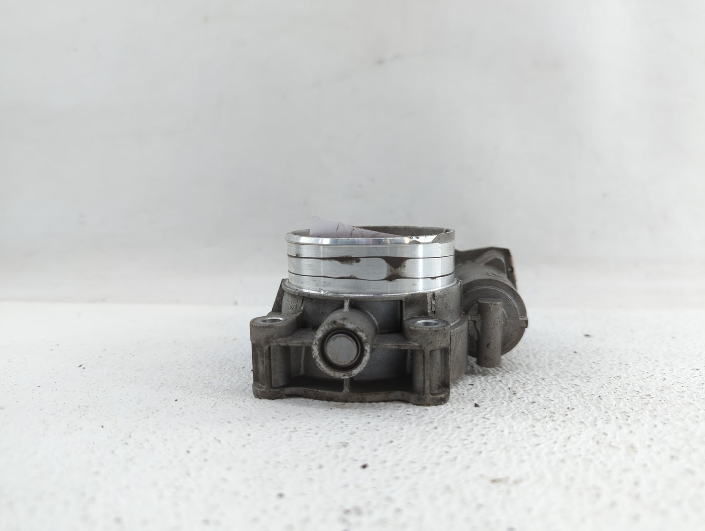 2016-2019 Chevrolet Camaro Throttle Body P/N:12671014 12648414, 1267 1014 Fits Fits 2016 2017 2018 2019 OEM Used Auto Parts 