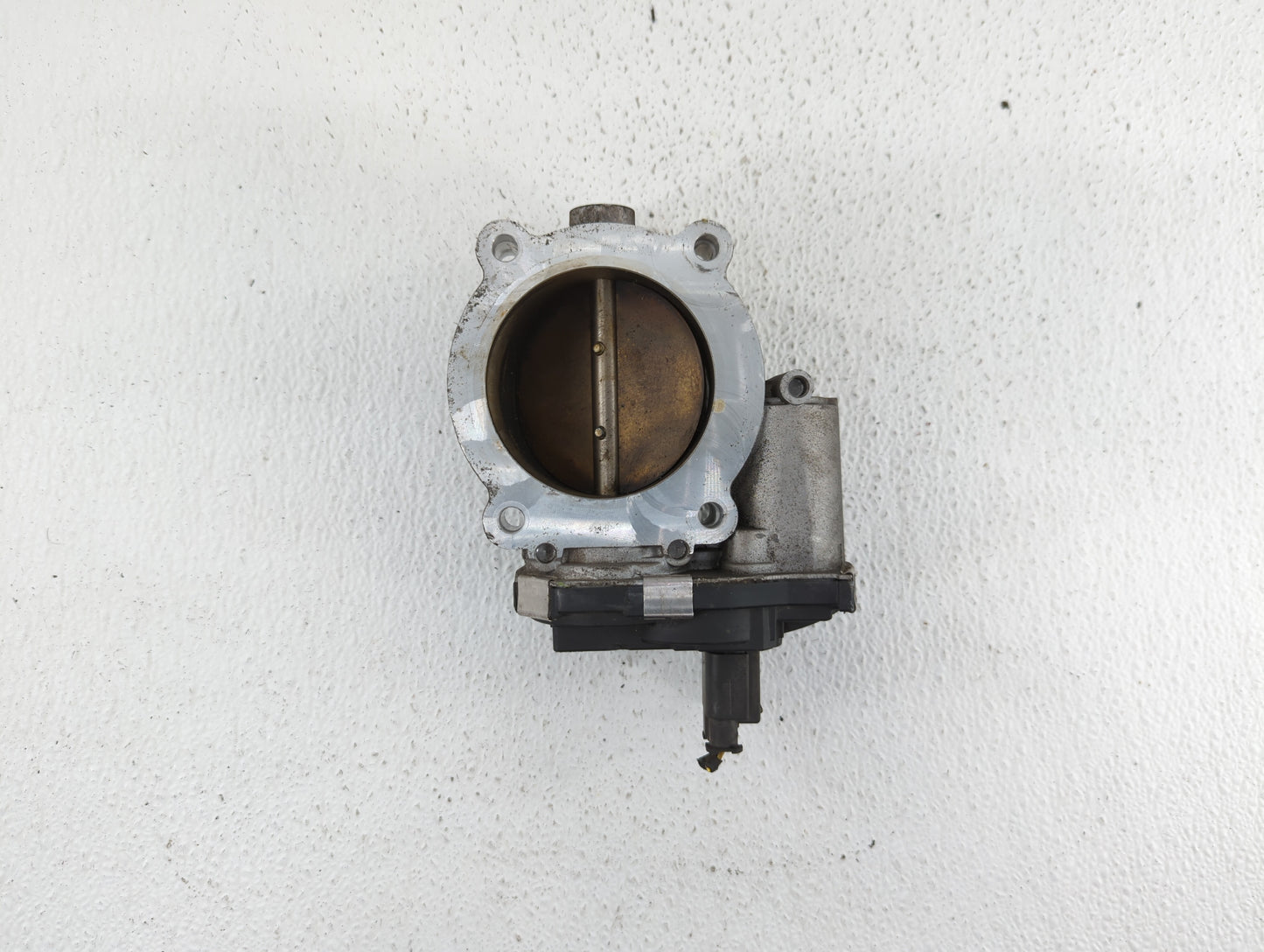 2016-2019 Chevrolet Camaro Throttle Body P/N:12671014 12648414, 1267 1014 Fits Fits 2016 2017 2018 2019 OEM Used Auto Parts 