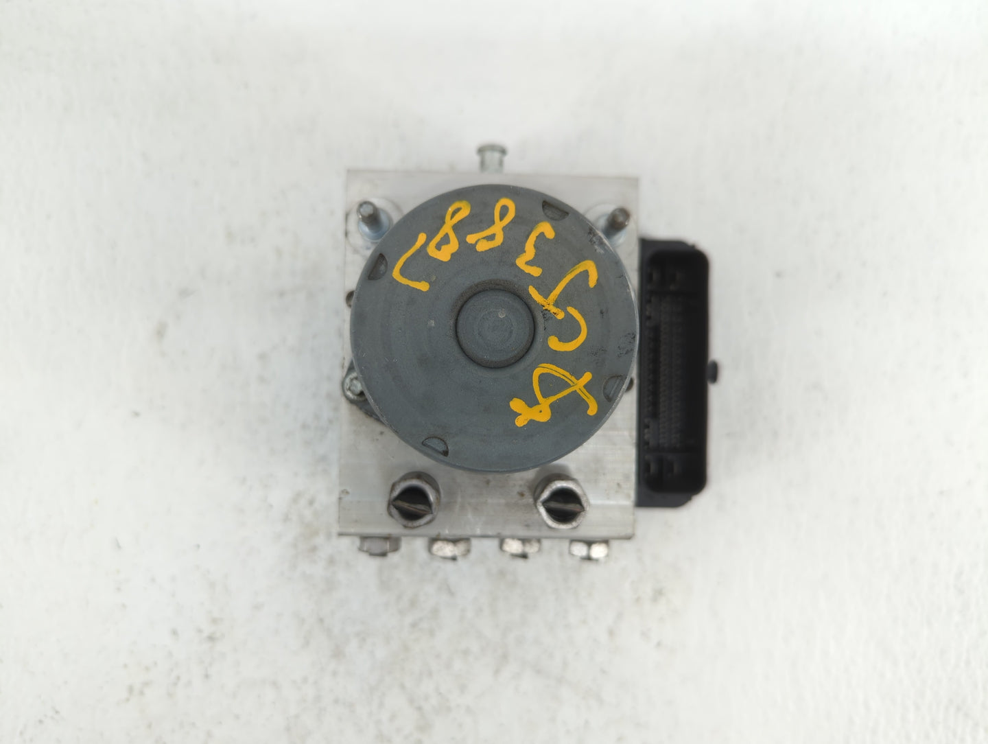 2016 Chevrolet Camaro ABS Pump Control Module Replacement P/N:23414640 Fits OEM Used Auto Parts - Oemusedautoparts1.com