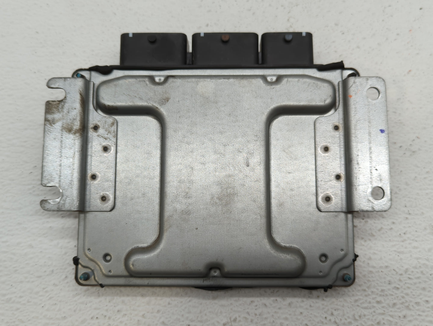 2016 Chevrolet Camaro PCM Engine Control Computer ECU ECM PCU OEM P/N:NEC009-688 Fits Fits 2014 2015 OEM Used Auto Parts - O