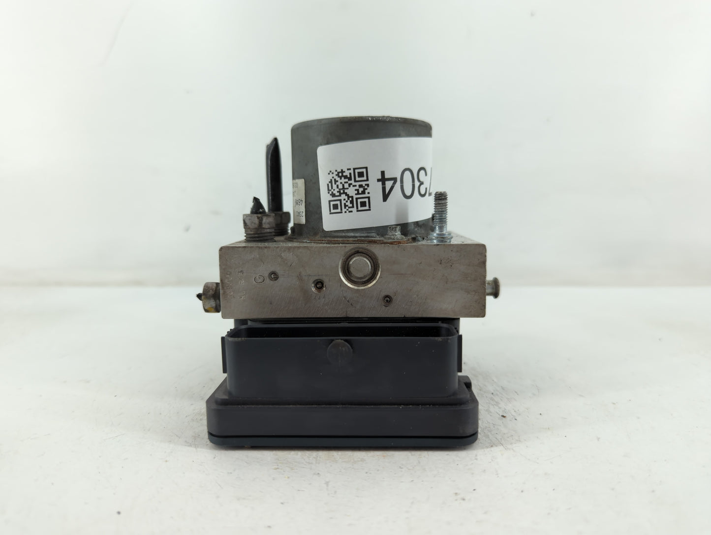 2016 Chevrolet Camaro ABS Pump Control Module Replacement P/N:23414640 Fits OEM Used Auto Parts - Oemusedautoparts1.com