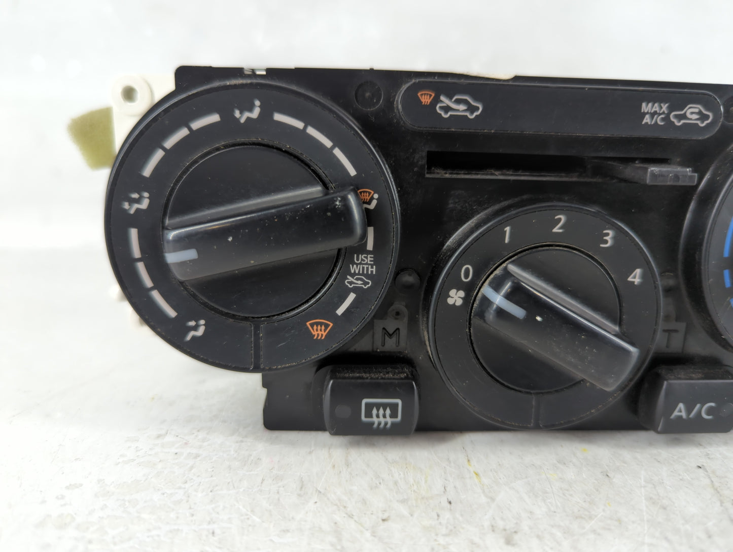 2016 Chevrolet City Express Climate Control Module Temperature AC/Heater Replacement Fits OEM Used Auto Parts - Oemusedautop