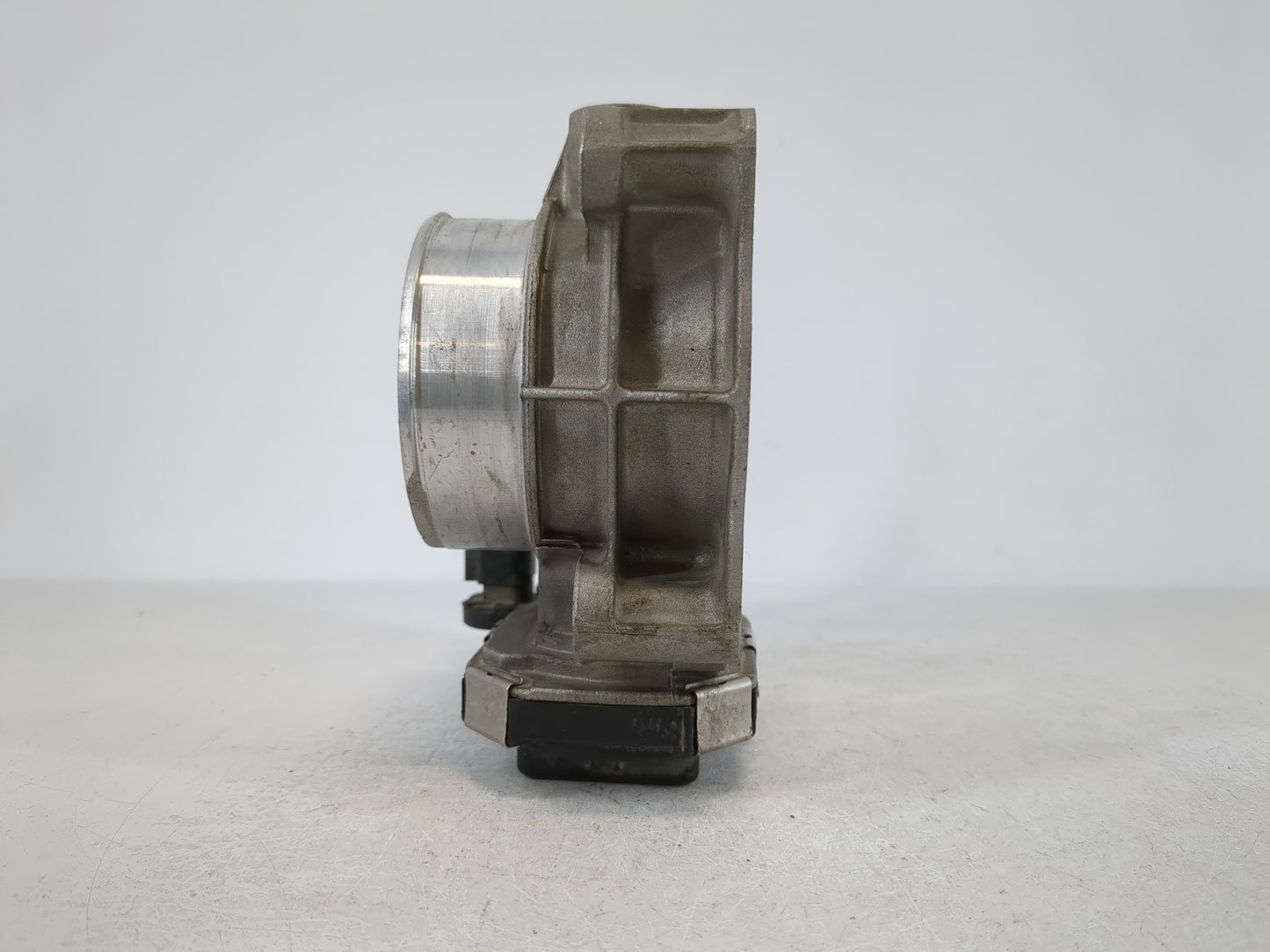 2016-2020 Chevrolet Colorado Throttle Body P/N:12627217DA Fits Fits 2016 2017 2018 2019 2020 2021 2022 OEM Used Auto Parts -